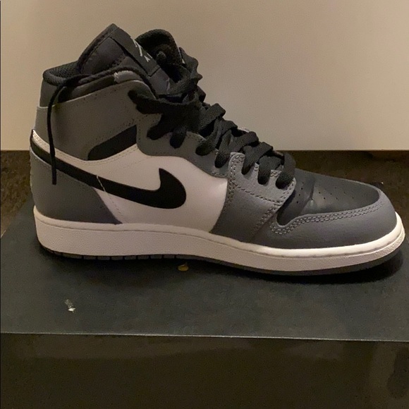 Jordan’s - Picture 3 of 4